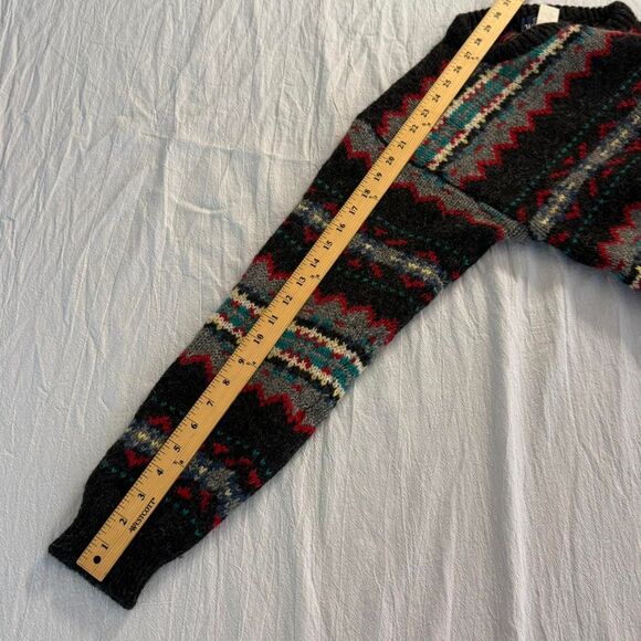 Vintage Woolrich Sweater - Picture 7 of 8